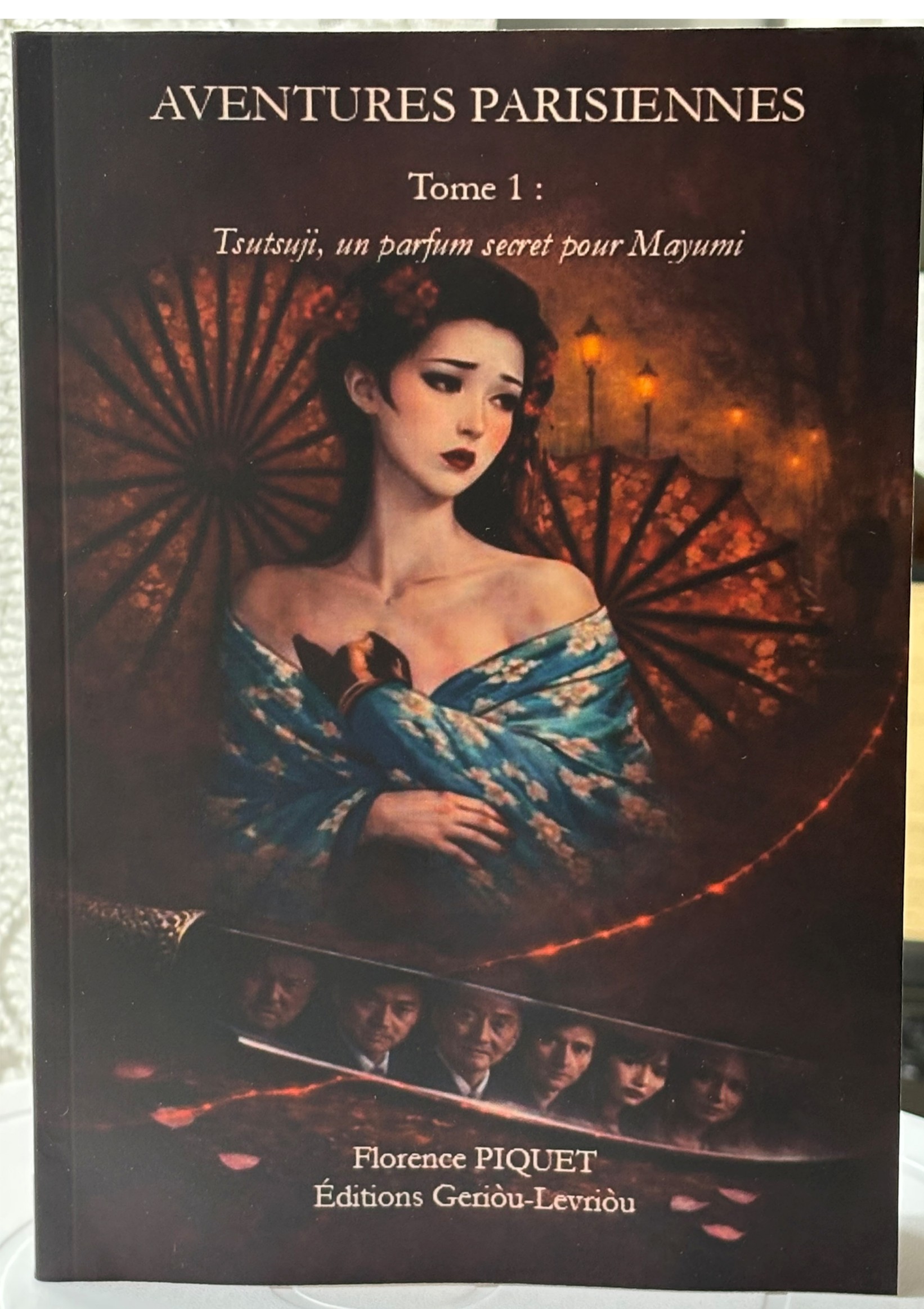 Tsutsuji, un parfum secret pour Mayumi – vue 360°