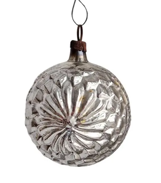 boule de Noël allemande datant de 1870–1879, produite à Lauscha